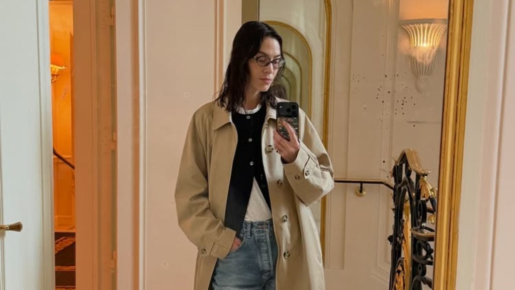 Alexa Chung Followed This Specific Style Rule in Paris