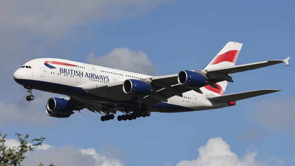 British Airways to reward pilots who cut fuel as costs rise