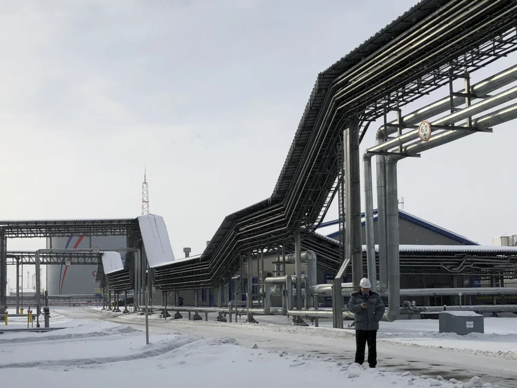 Drones again attack Russia's Ust-Luga port as EU officials visit Ukraine russia-ukraine war news