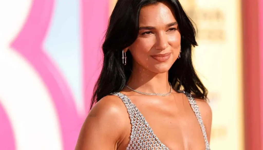 Dua Lipa 'dislikes' Priyanka Chopra