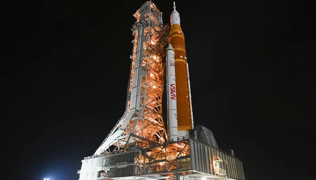 Flight planning, risks and how it prepares humans for Mars