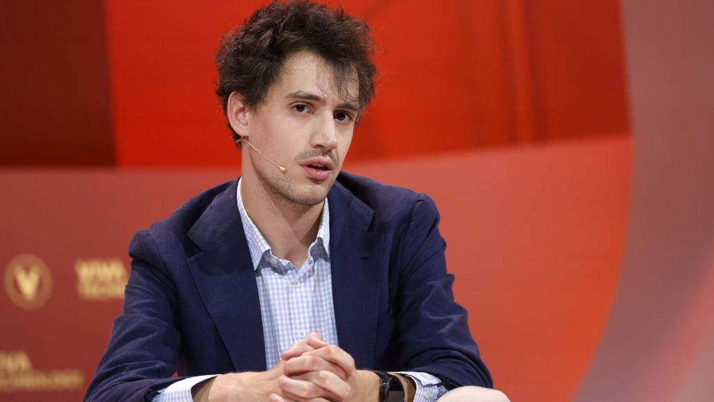 Mistral secures $830 million in debt financing to fund AI data center