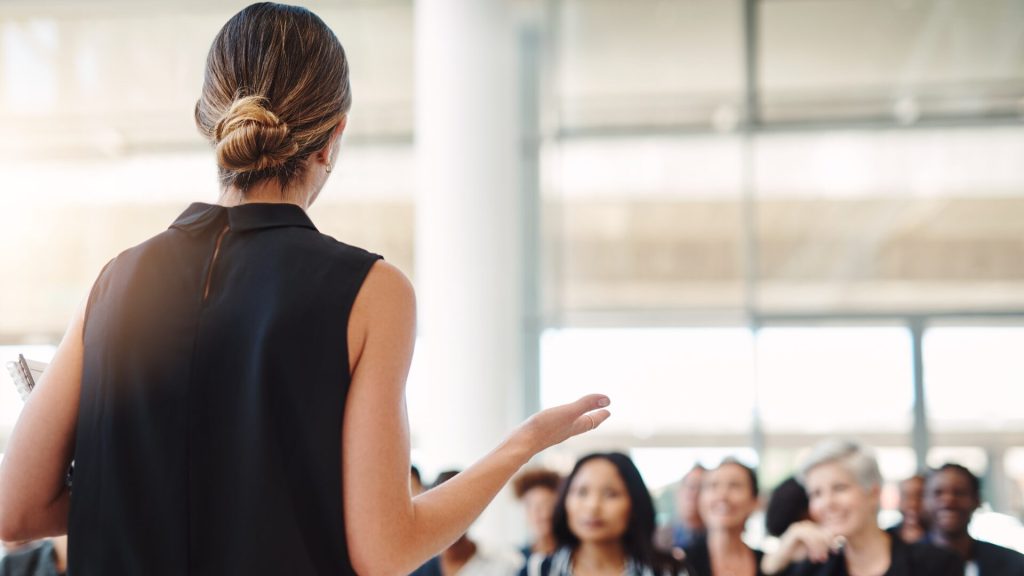 Public Speaking Tips to Boost Confidence and Advance Your Career