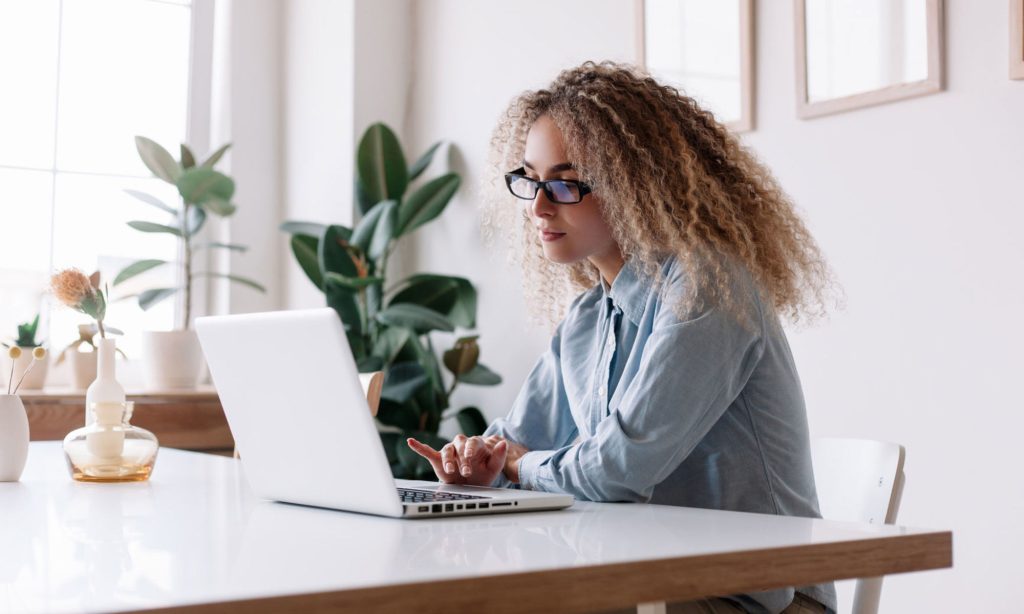 Research Says This Is When Your Productivity Decreases