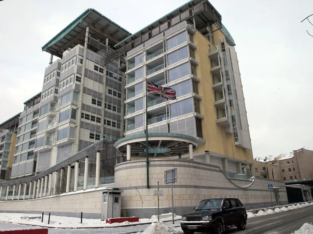 Russia's FSB orders expulsion of British diplomat, Britain rejects 'threat' news