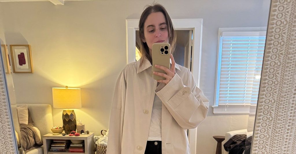 The 9-Piece Capsule Wardrobe NYC Fashion Persons Swear By