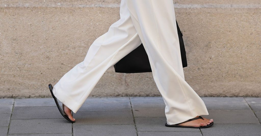 14 Flat Sandals Our Editors Are Buying from Nordstrom