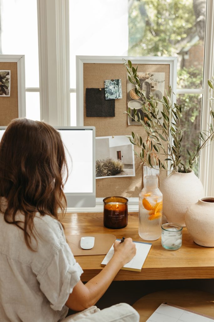 18 Best Non-Toxic Candles for a Clean, Cozy Home