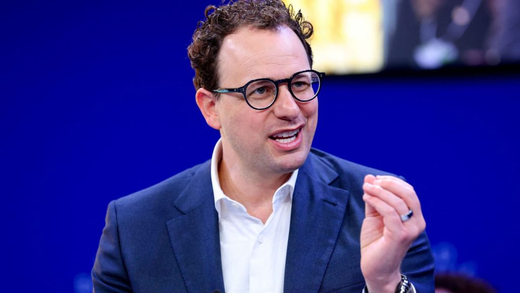 Anthropic's Dario Amodei to meet with the White House about Mythos