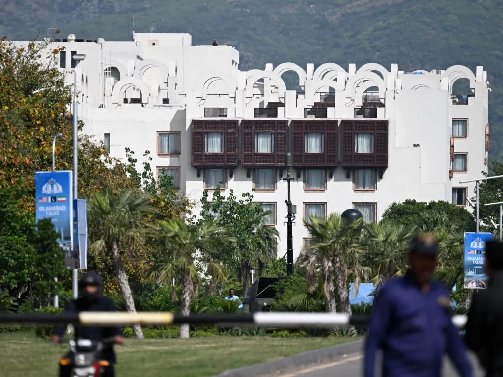 As ceasefire nears end, Pakistan is racing against time to bring Iran back into US talks. US-Israel war over Iran news