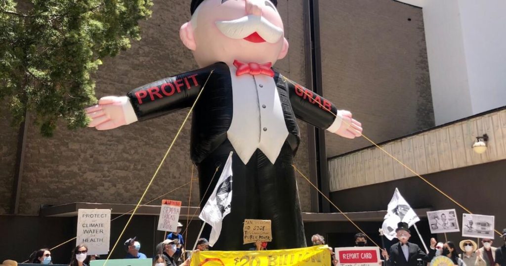 Billionaire-tax supporters say they have enough signatures to qualify for the ballot – twice as many