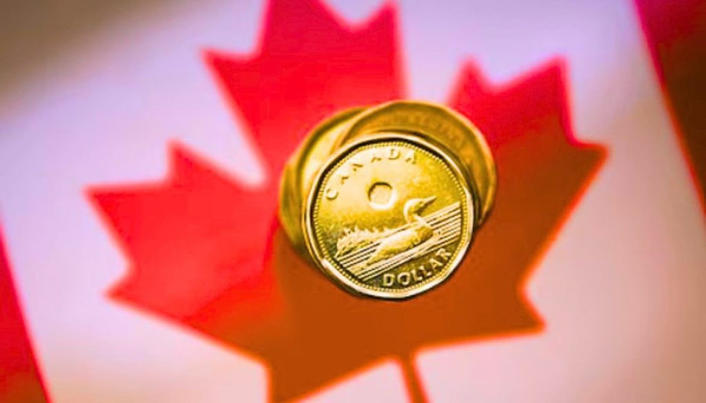 Canadian dollar hits lowest level after seven-week high