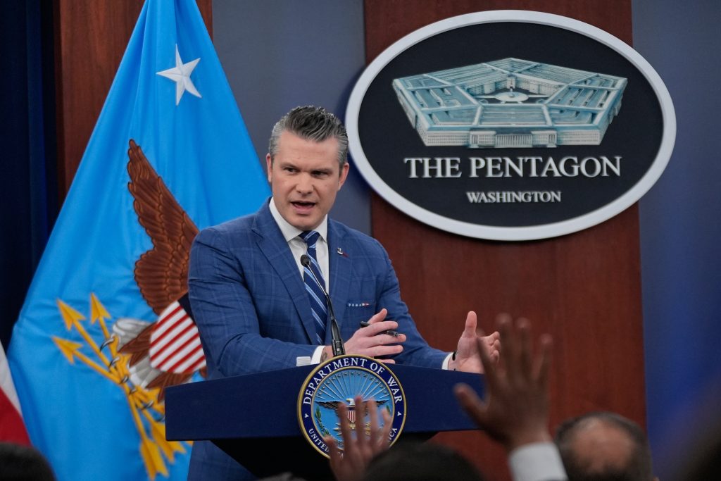 Court strikes down Pentagon's latest press restrictions