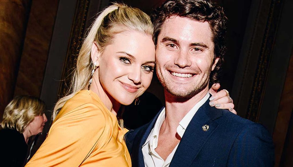 Does Kelsea Ballerini still have feelings for Chase Stokes after breakup?