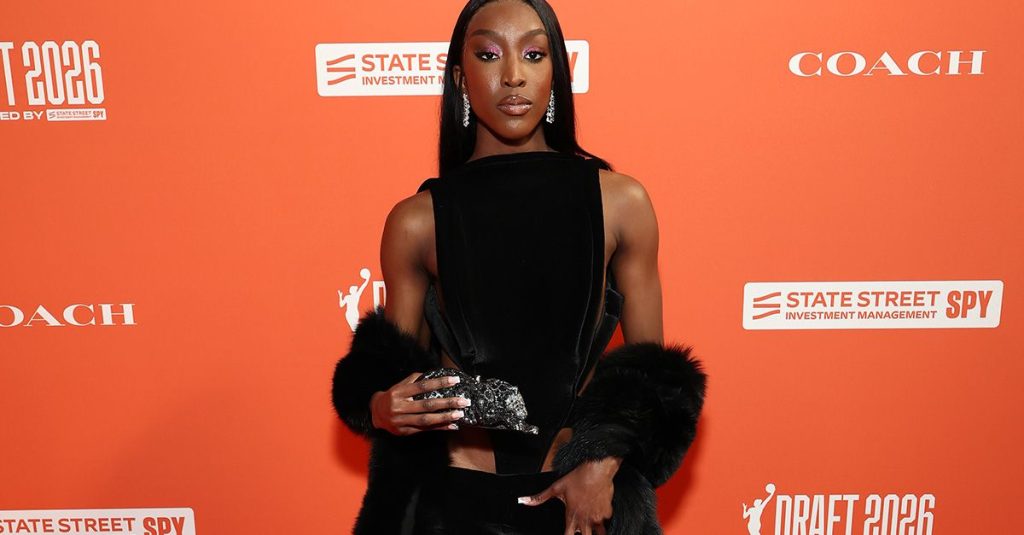 Every stunning orange-carpet look from the 2026 WNBA Draft Every stunning orange-carpet look from the 2026 WNBA Draft