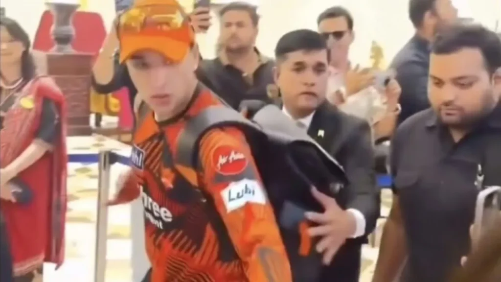 Female fan harasses Abhishek Sharma at SRH team hotel during IPL 2026
