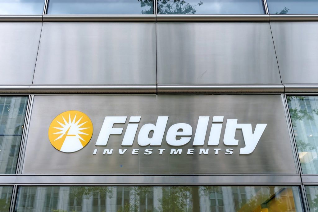 Fidelity adds 100+ ETFs to $100 service fee list through June 2026
