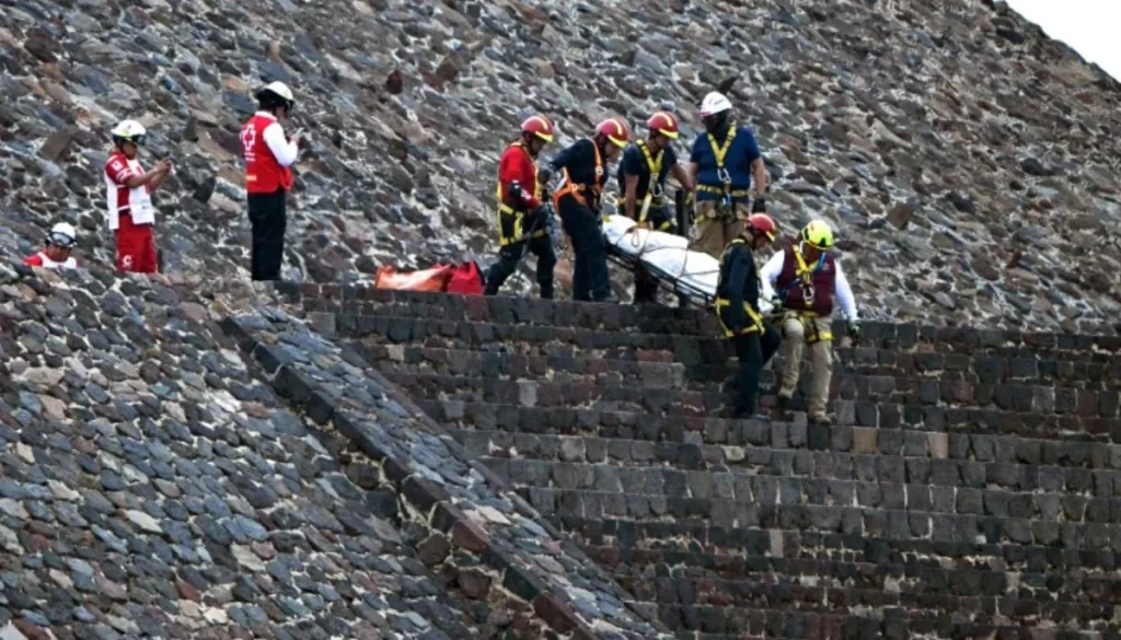 Gunman's notes reveal 'Columbine' connection