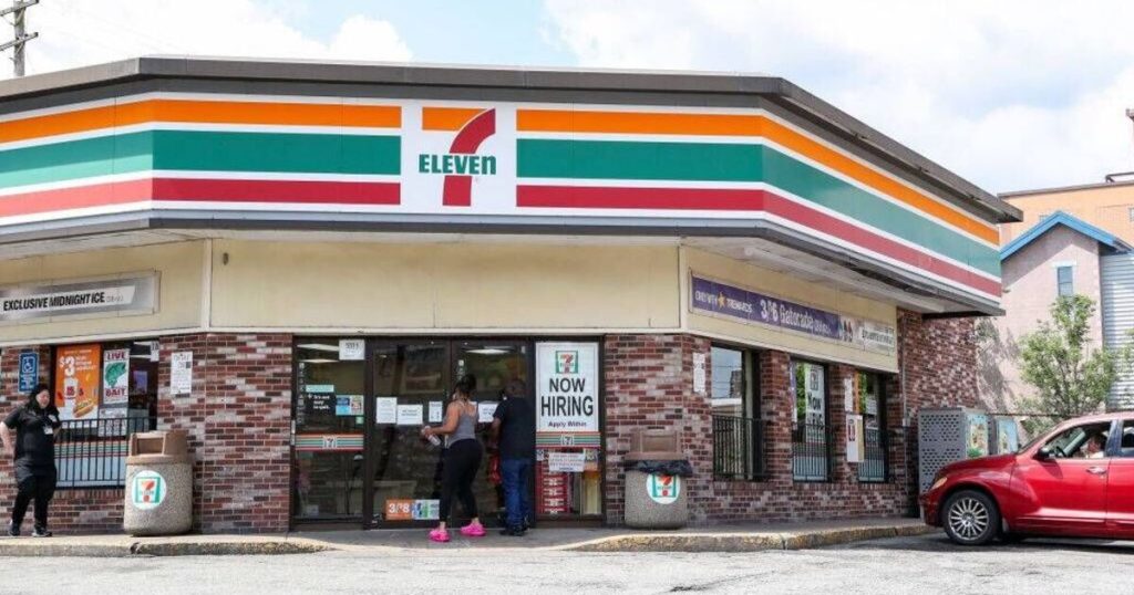 High street store launches 75% off sale as chain closes 645 stores world | news