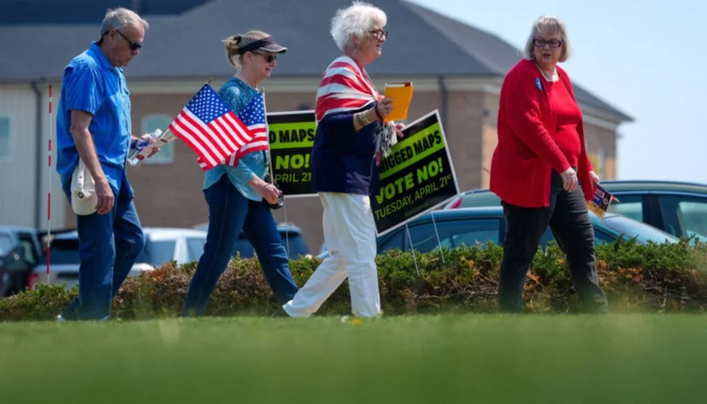 How can Congress's new map change political power in midterm elections?