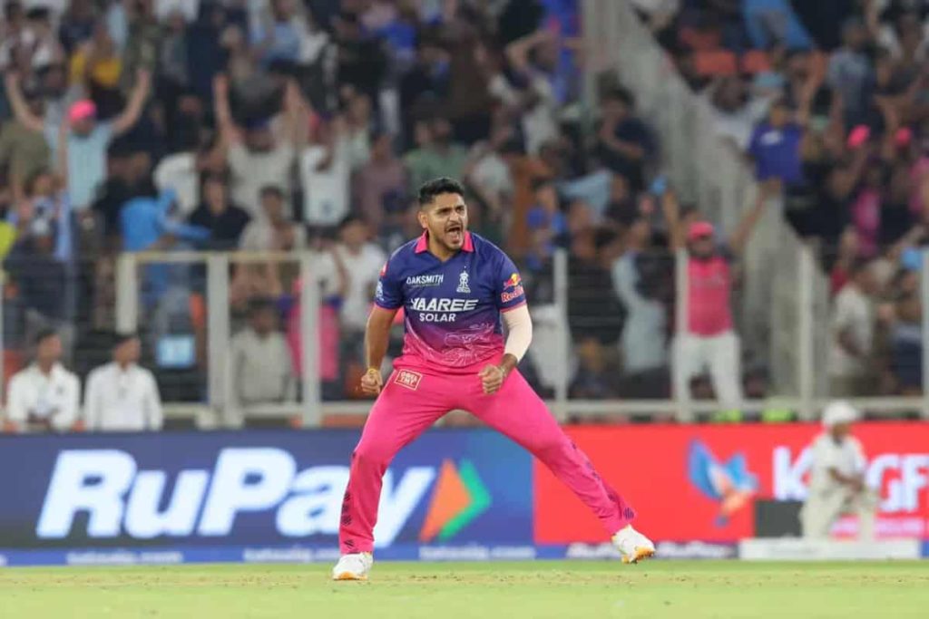 In a thrilling last over match, Rajasthan defeated Gujarat by 6 runs, fans started making memes.