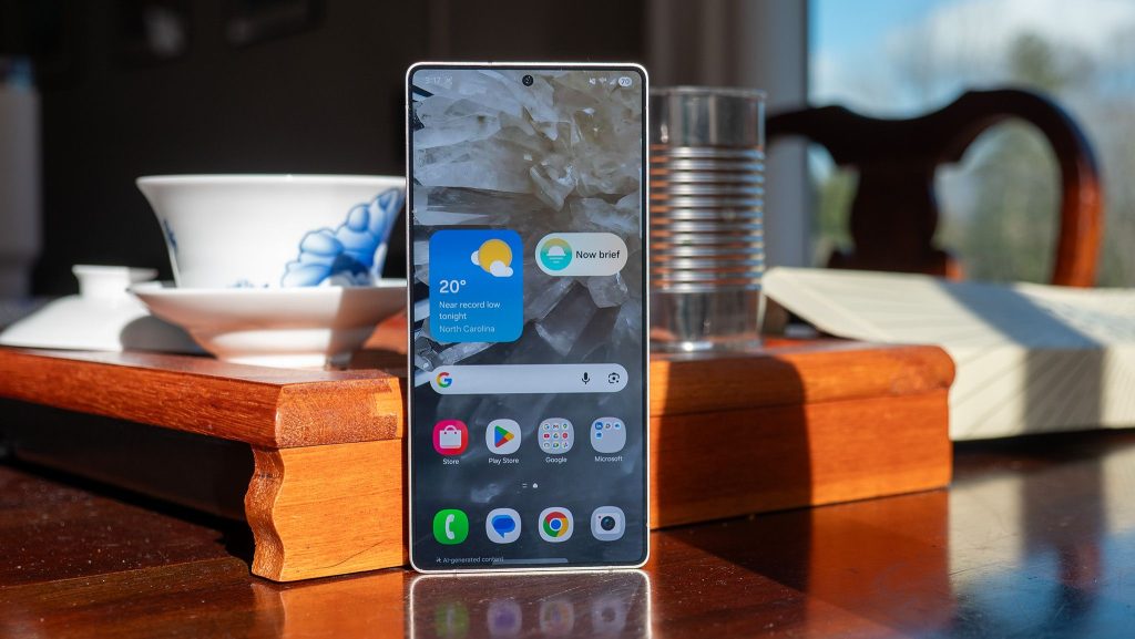 It'll be hard to give up these 3 Samsung Messages features — but switching to Google Messages probably wouldn't be a bad thing