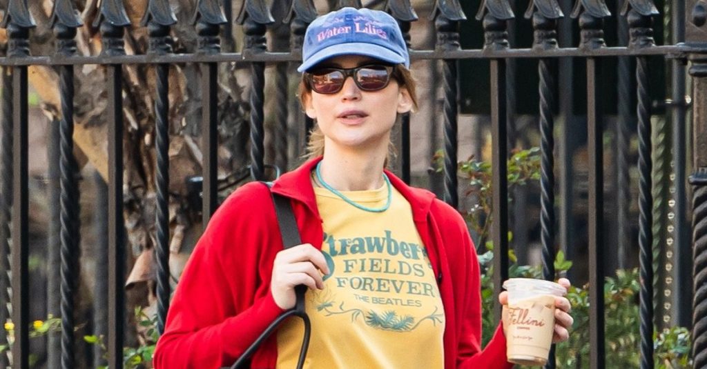 J.Law wore a sneaker color that made baggy jeans cool in 2026