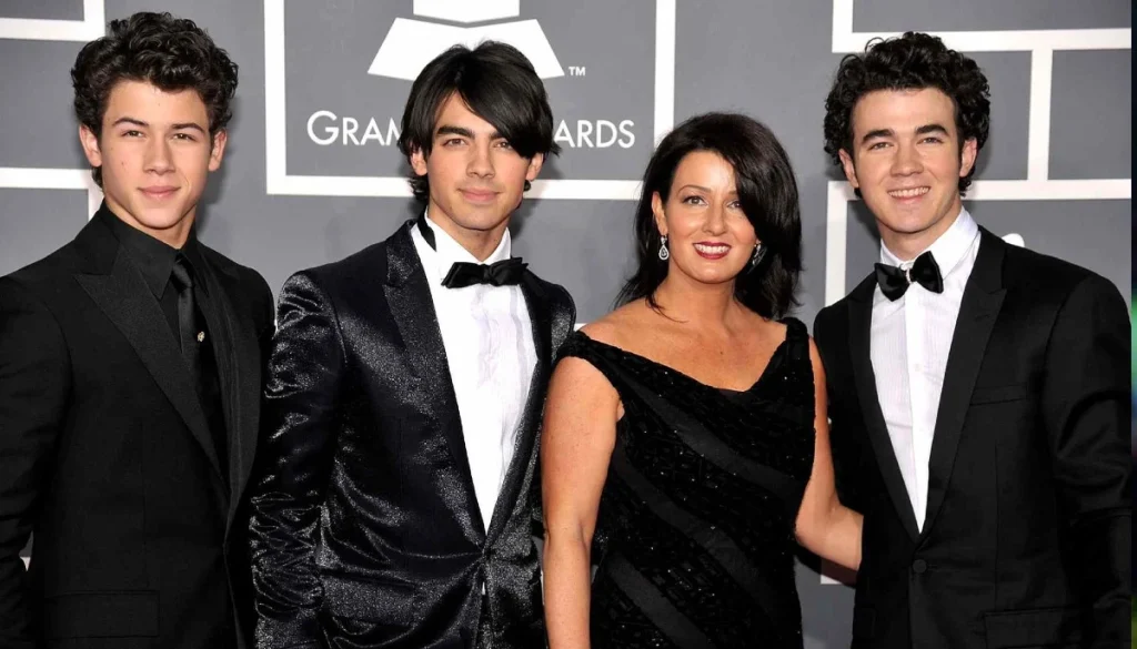 Jonas Brothers' mother Denise opens up about serious 'health crisis'