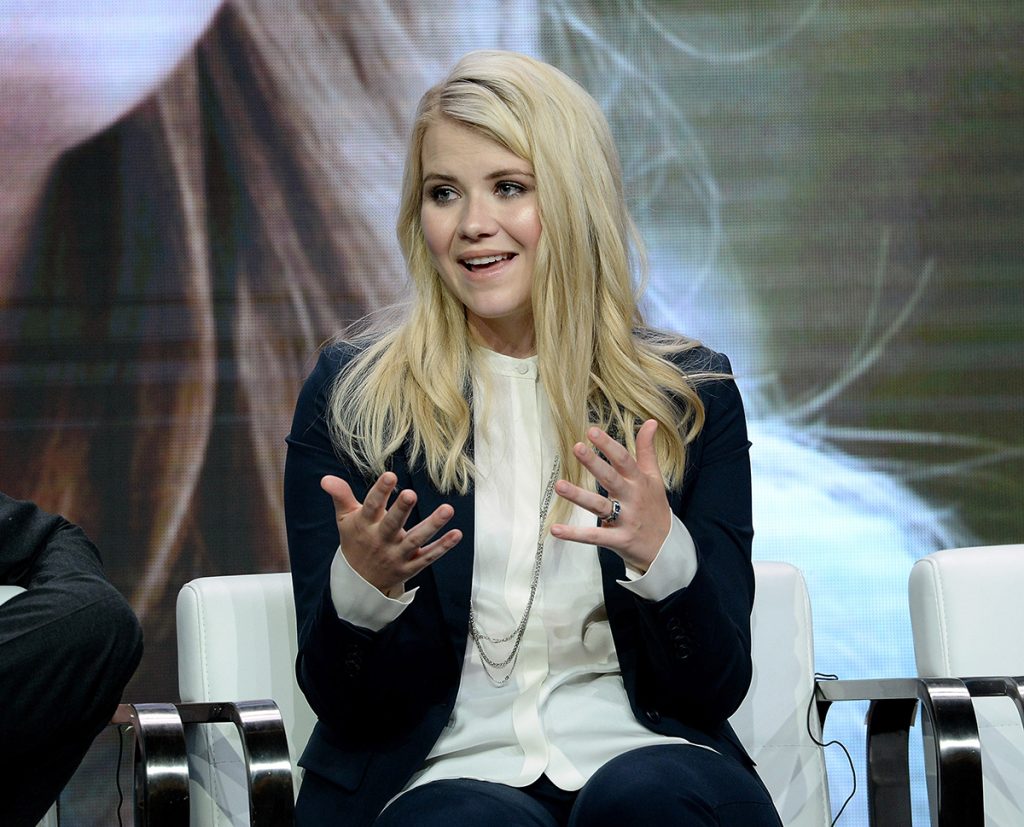 Kidnapper Elizabeth Smart's new hobby shocks followers: 'Accepting her chance in life'