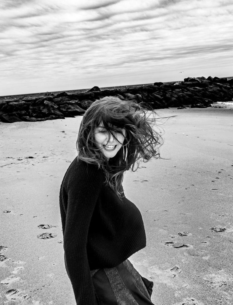 Ladygan - Belle Blue "washes" away the blue