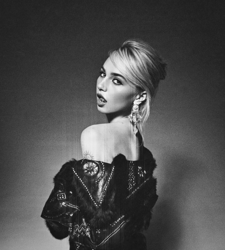 Ladygun – Bicoastal lovegirl Claire Rosinkranz shines this spring