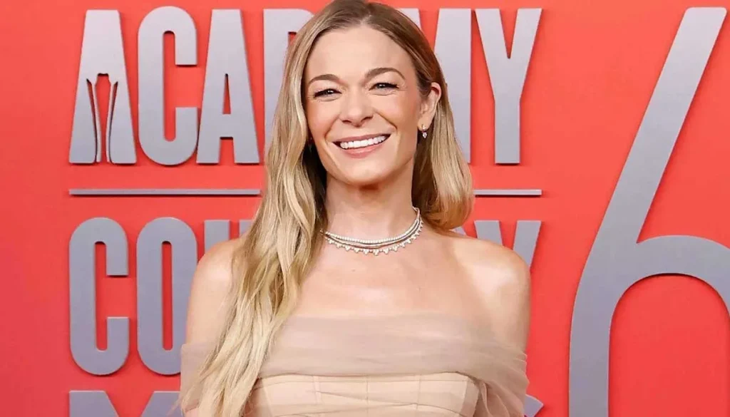 LeAnn Rimes leaves fans 'disappointed' with unexpected announcement