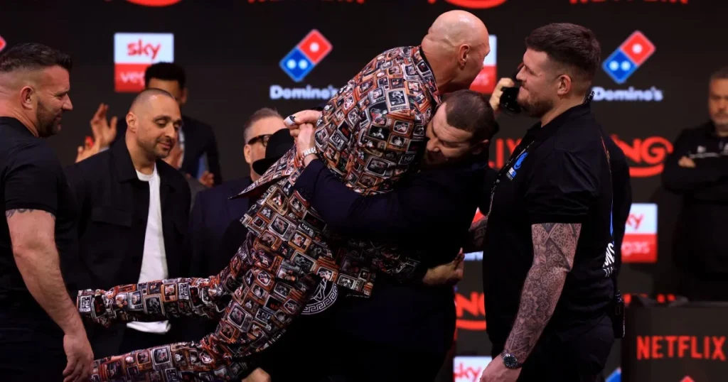 Live: Tyson Fury vs. Arslanbek Makhmudov - Heavyweight Boxing Match | boxing news