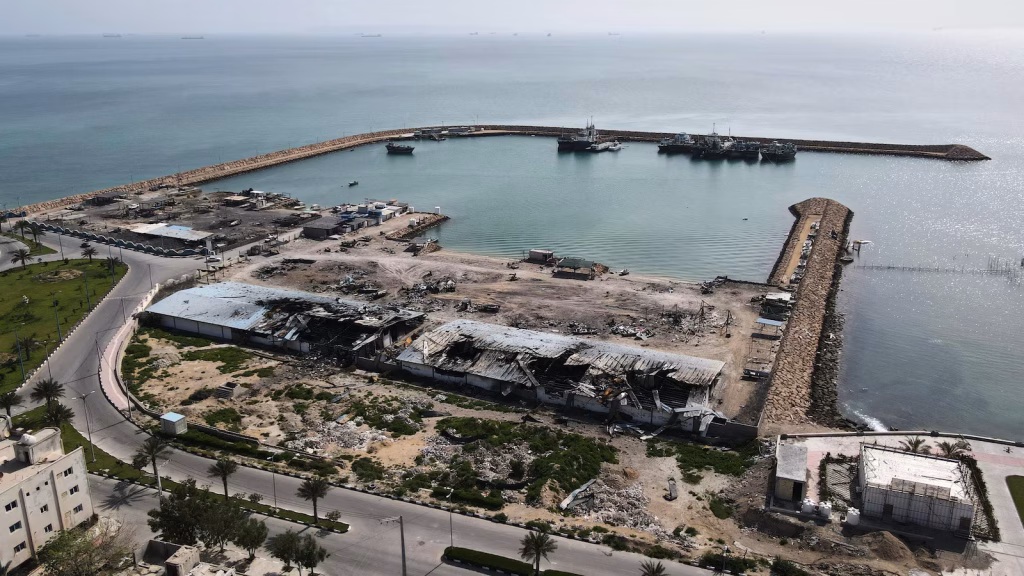 Macron and Starmer hold international summit on reopening the Strait of Hormuz