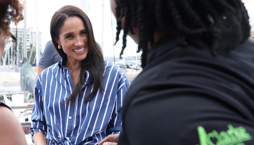 Meghan Markle’s Australian tour breaks down after being separated from the cameras: ‘Her mask was there’ Meghan Markle's Australian tour breaks down after being separated from the cameras: 'Her mask was there'