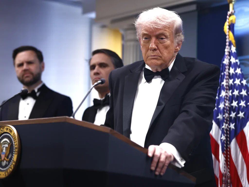 Officials say accused shooter was targeting Trump and US officials Donald Trump News