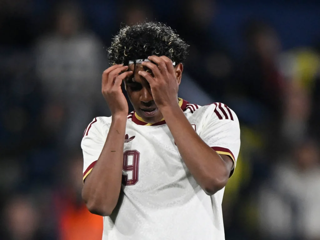 Real Madrid coach says Spain 'not racist' despite Islamophobic chants Football News