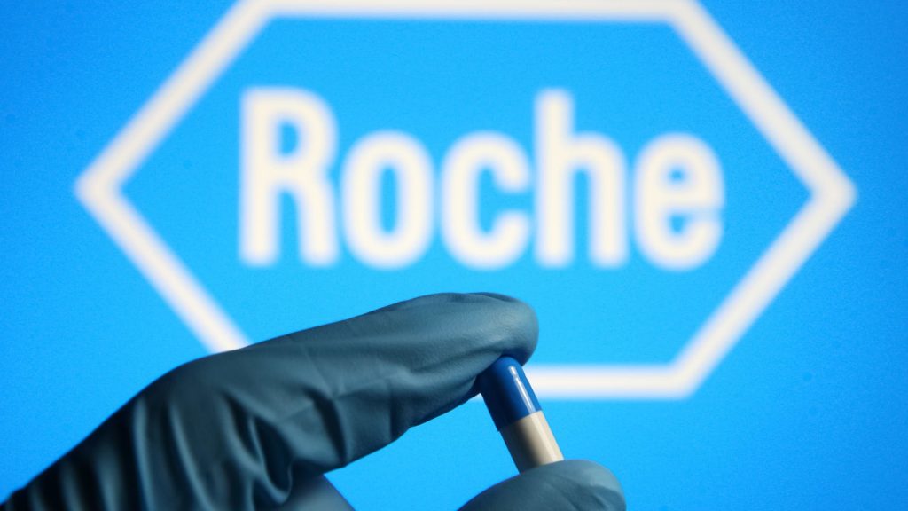 Roche CEO laments the strength of the Swiss franc, continues US investment