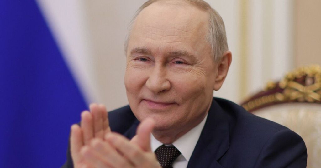 Russia celebrates Trump’s threat to pull US out of NATO – ‘deepens divisions’ world | news Russia celebrates Trump's threat to pull US out of NATO - 'deepens divisions' world | news