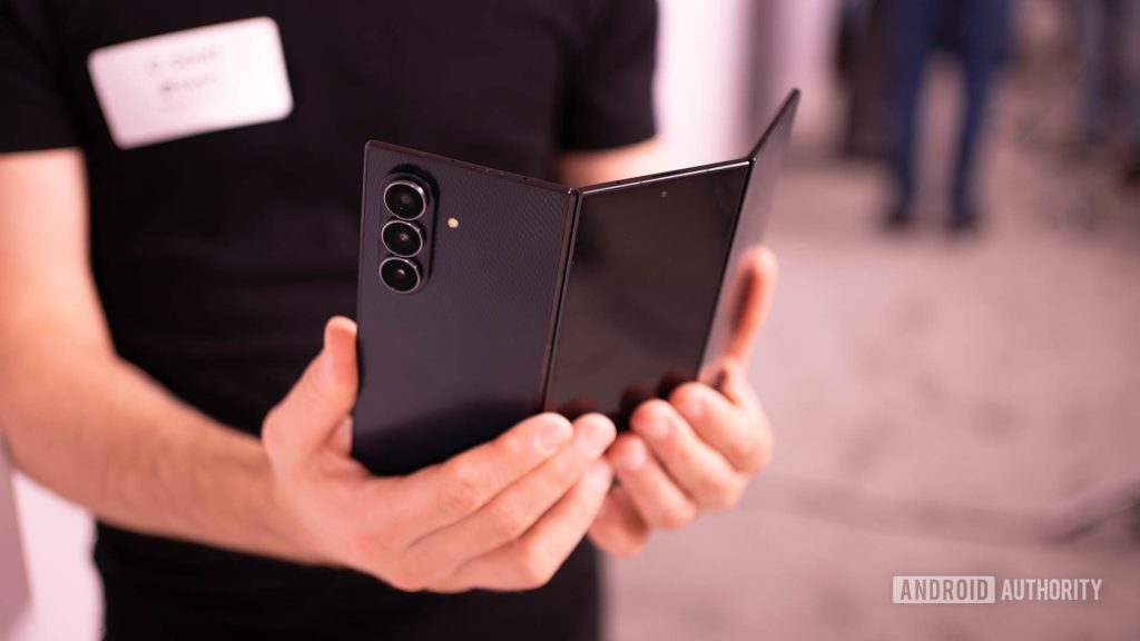 Samsung is giving you another chance not to buy its incredibly expensive Galaxy Z Trifold