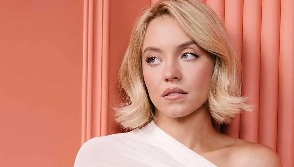 Sidney Sweeney reacts after cameo cut from 'Devil Wears Prada 2'