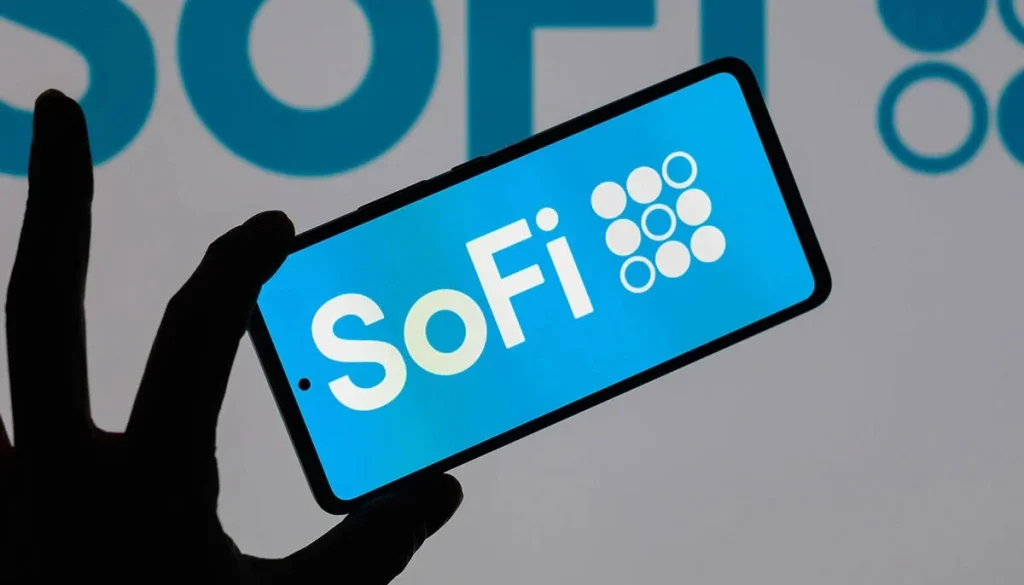 SoFi stock falls as weak sales outlook eclipses strong earnings growth