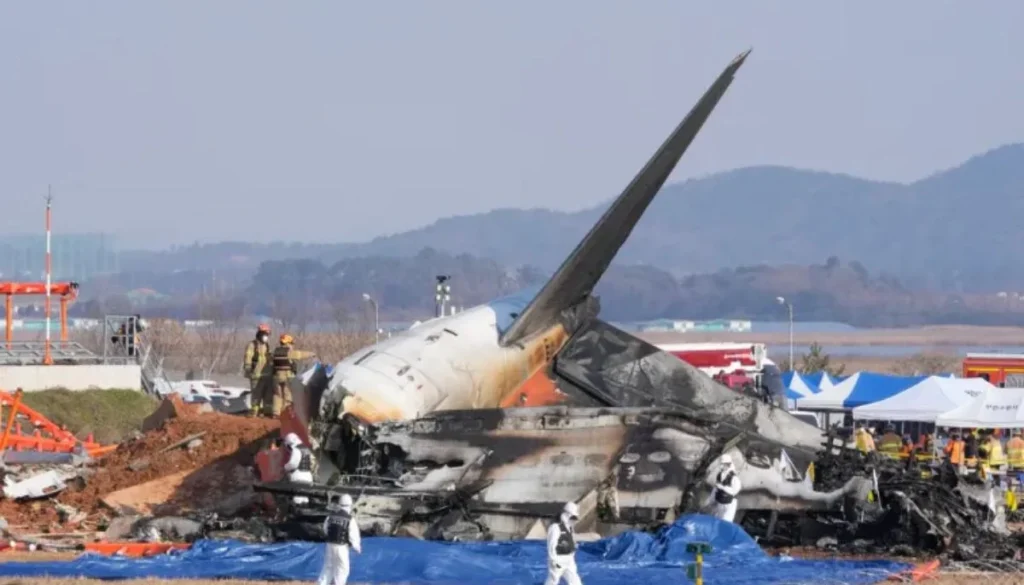 South Korean fighter planes collided while pilots took photos: report