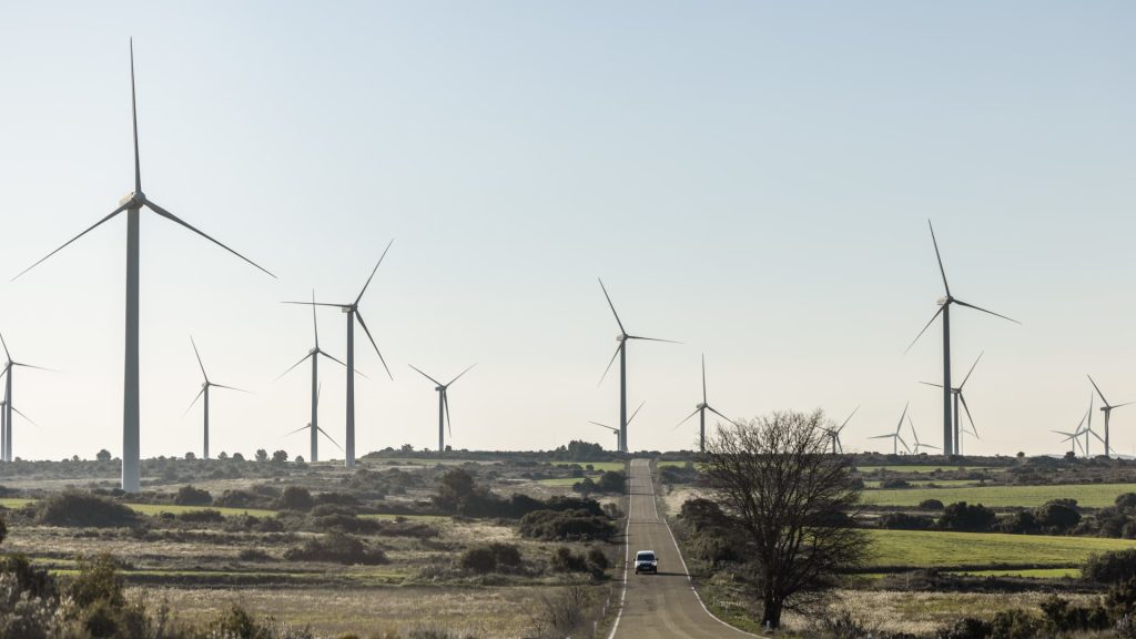 Spain claims flexibility amid Iran war, Trump trade tensions