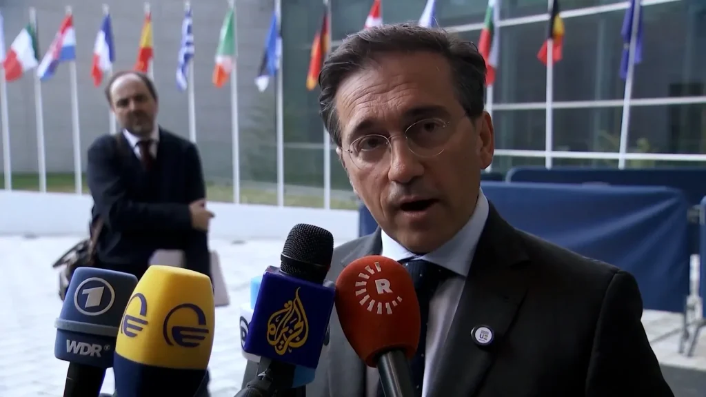 Spain's Foreign Minister says the EU's credibility on Israel is in danger. Russia-Ukraine war