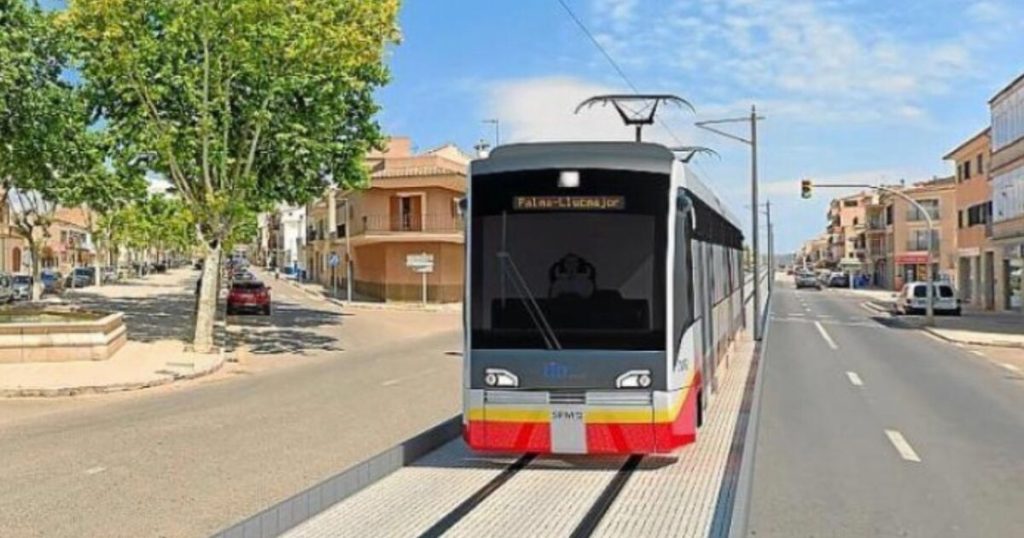 Spain's incredible £400m rail line - linking airport to tourist city world | news