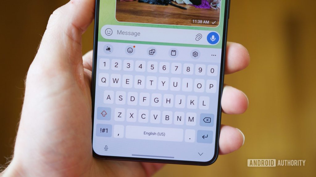 Survey shows Samsung keyboards are widely disliked, yet most users haven't switched