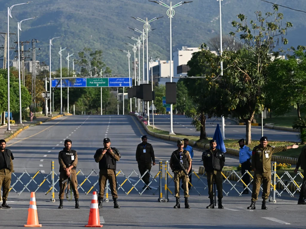 Taking steps towards resumption of US talks, Iranian Foreign Minister Araghchi will visit Pakistan. US-Israel war on Iran