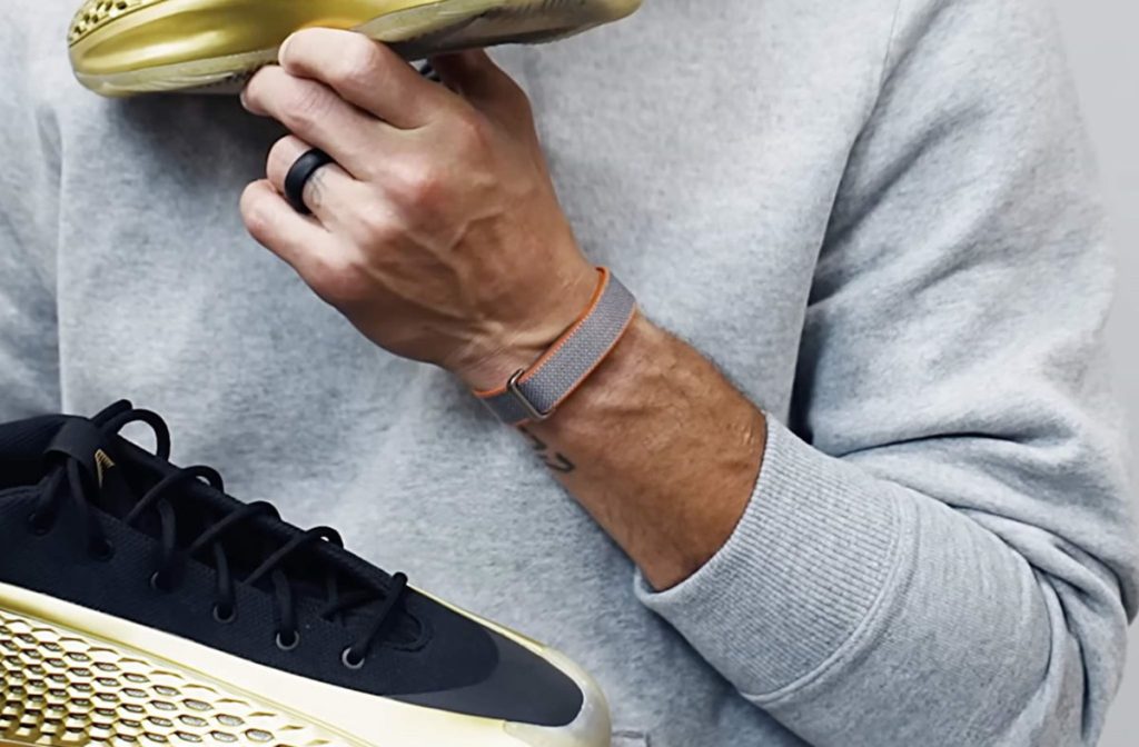 The Fitbit Air could be what Google is hiding on Steph Curry's wrist