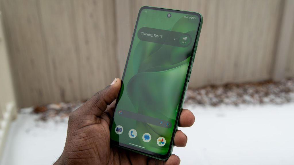 The Moto G Power (2025) is a solid budget phone with a few surprises — and it's free on Straight Talk Wireless